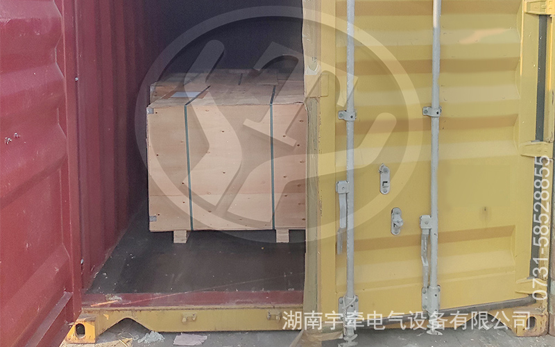 矿用电机车配件出口海外4.jpg